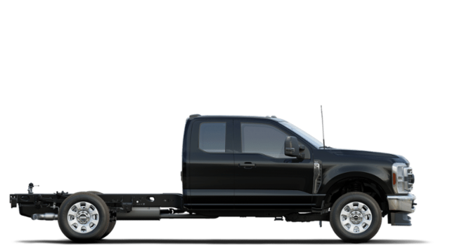 2024 Ford Chassis Cab External Image 1